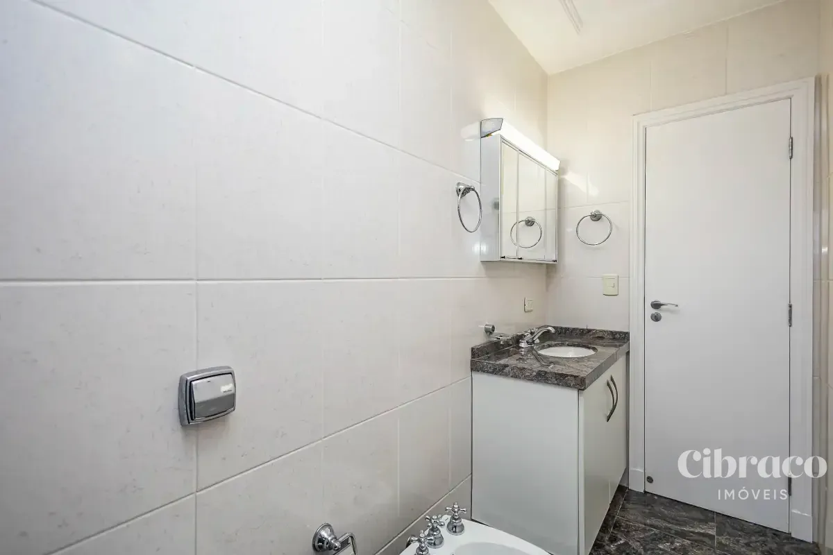 Unfurnished gated condo house with 3 bedrooms and 220 m² — photo 15