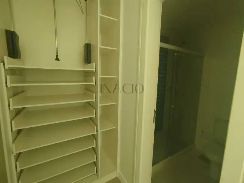 Casa com 4 quartos, 2 banheiros e cozinha separada — photo 17