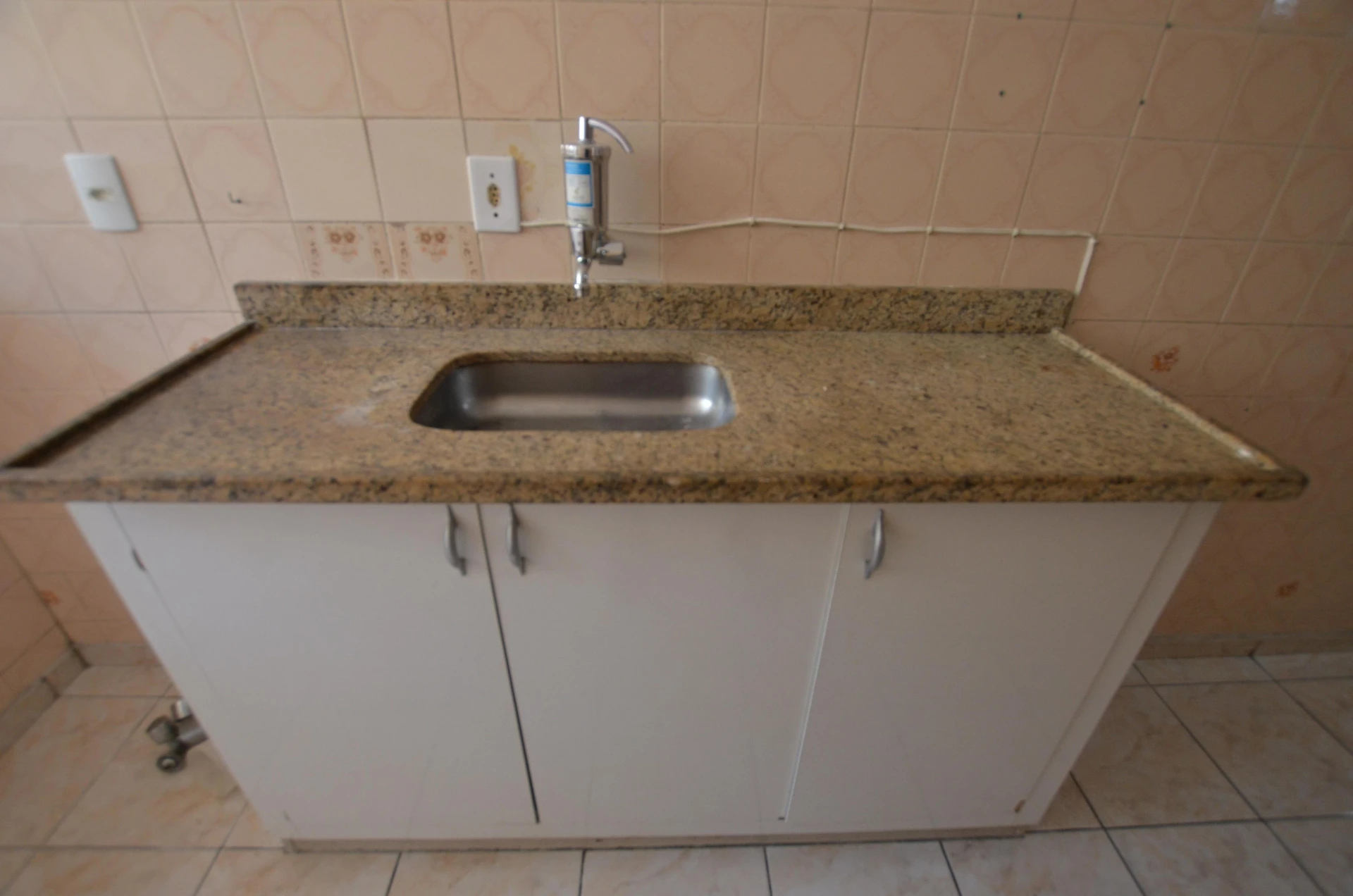 Apartamento sem mobília com cozinha separada e 2 quartos — photo 15
