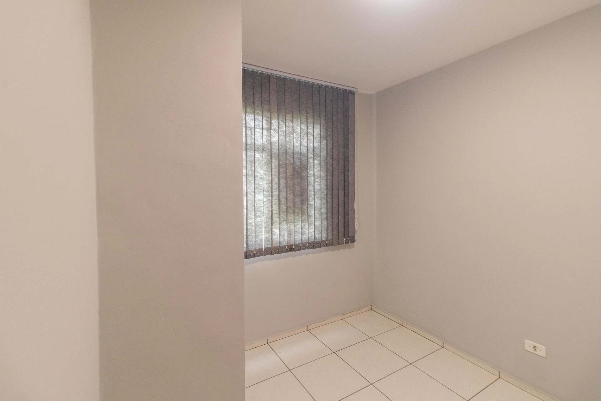 2-bedroom apartment with a washing machine in Curitiba — photo 18