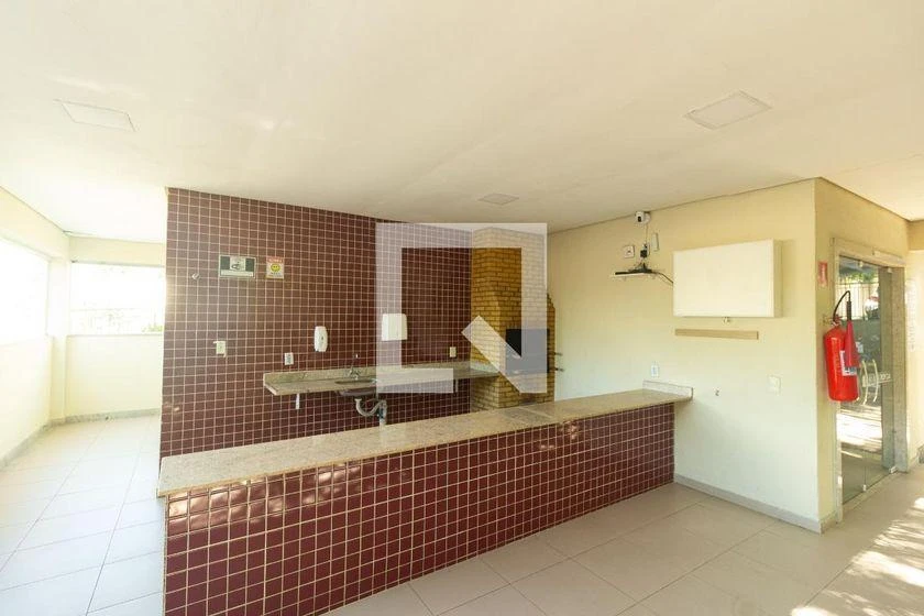 2-bedroom apartment in a building with a pool — photo 38
