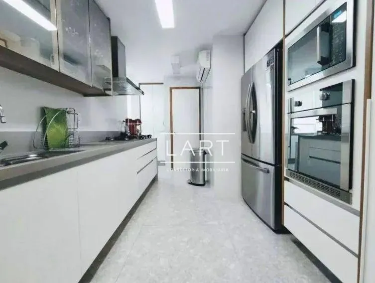 Apartamento com 3 quartos e 4 banheiros e cozinha americana — photo 2