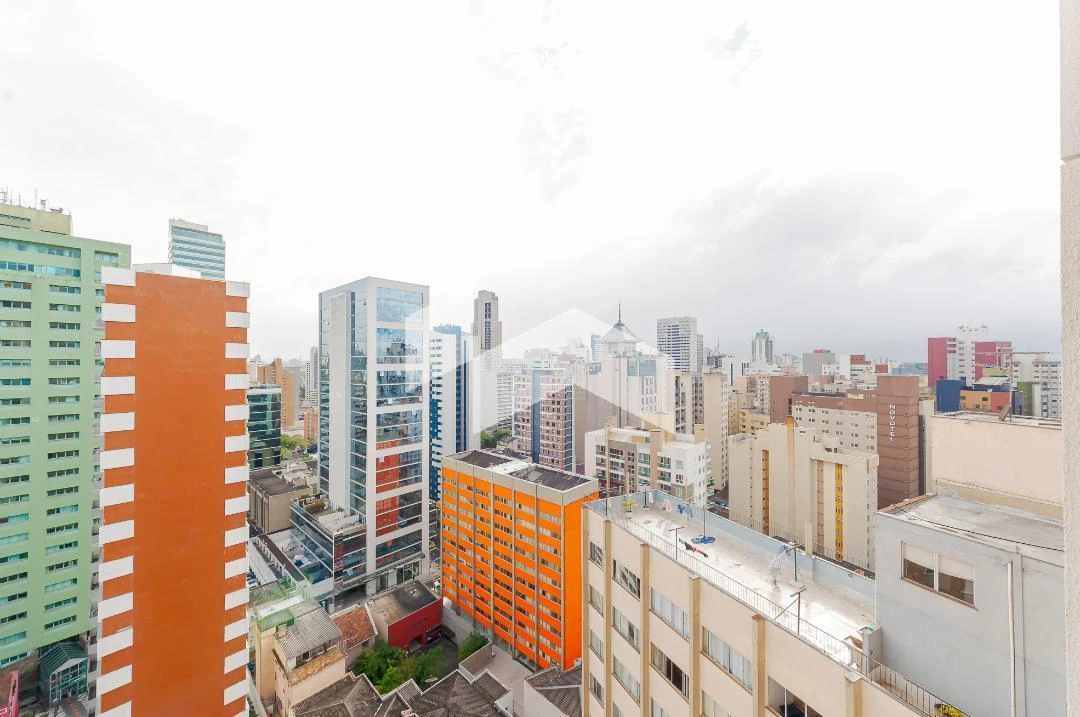 Departamento con espacio de home office en Curitiba — photo 18