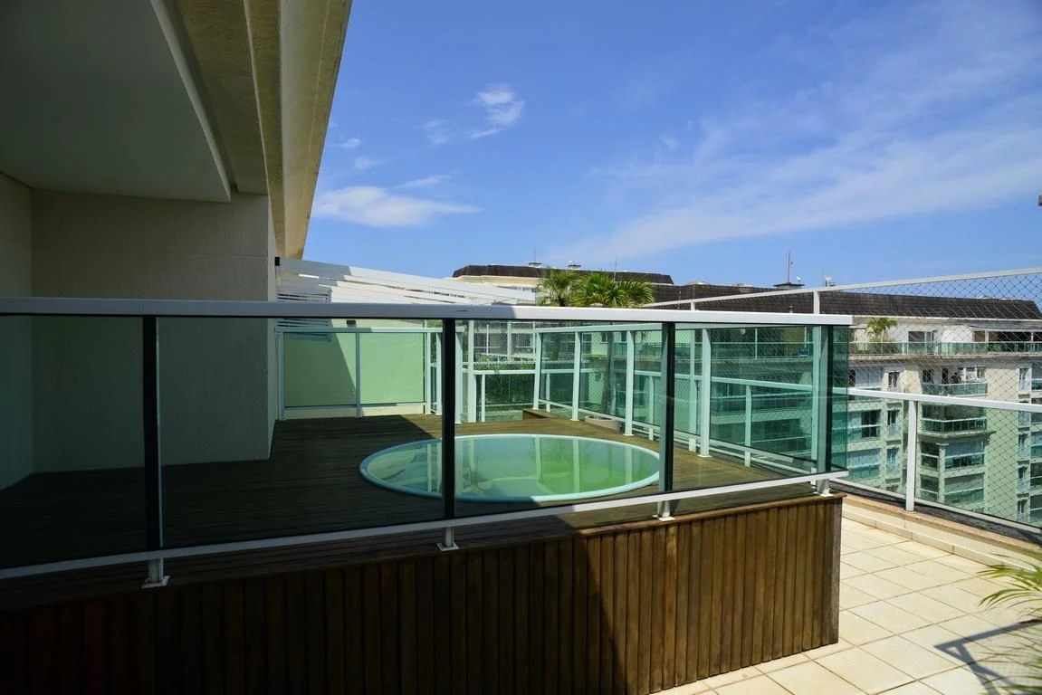 3-bedroom apartment in a building with a sauna — photo 60