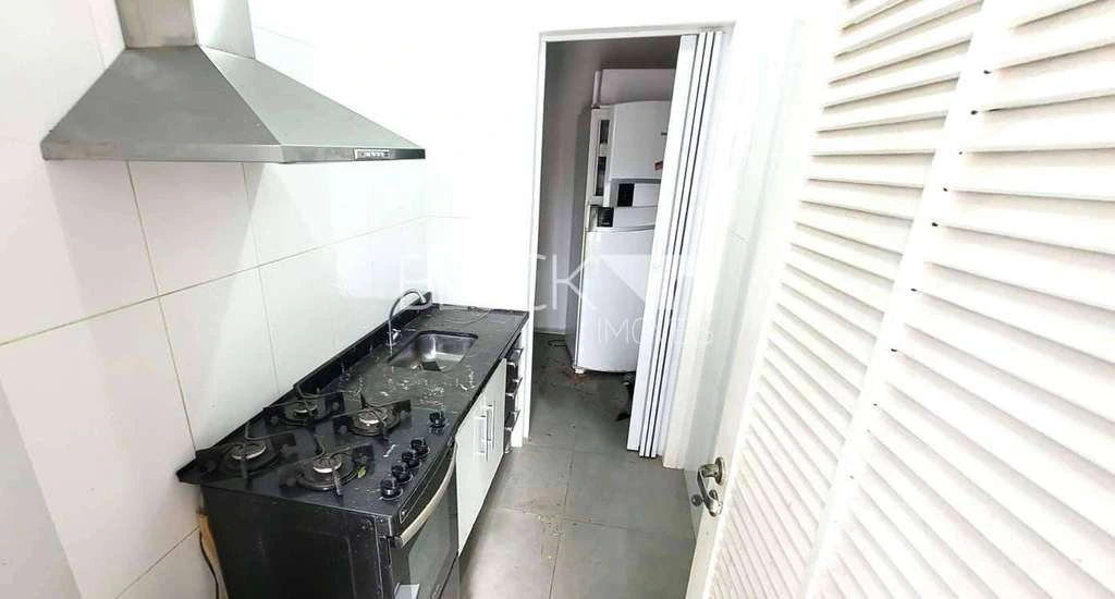 600 m² house with 4 bedrooms and 3 en-suite bathrooms — photo 3