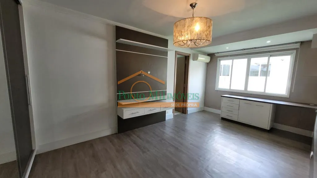 Single-floor house with 3 bedrooms and a closed kitchen — photo 14