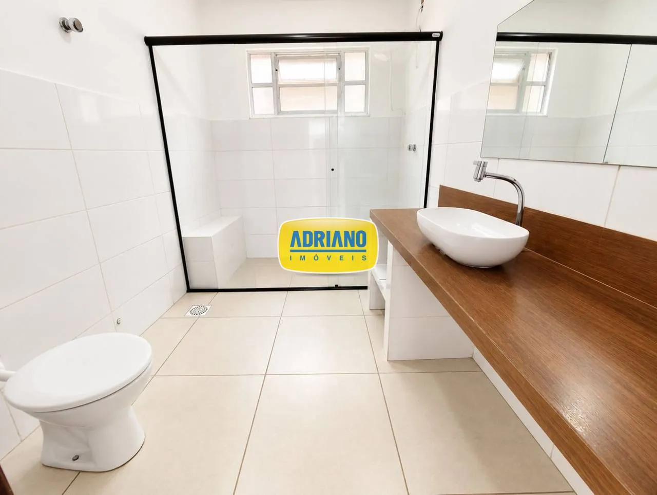 3-bedroom apartment, 1 with its own bathroom, 120 m² — photo 21