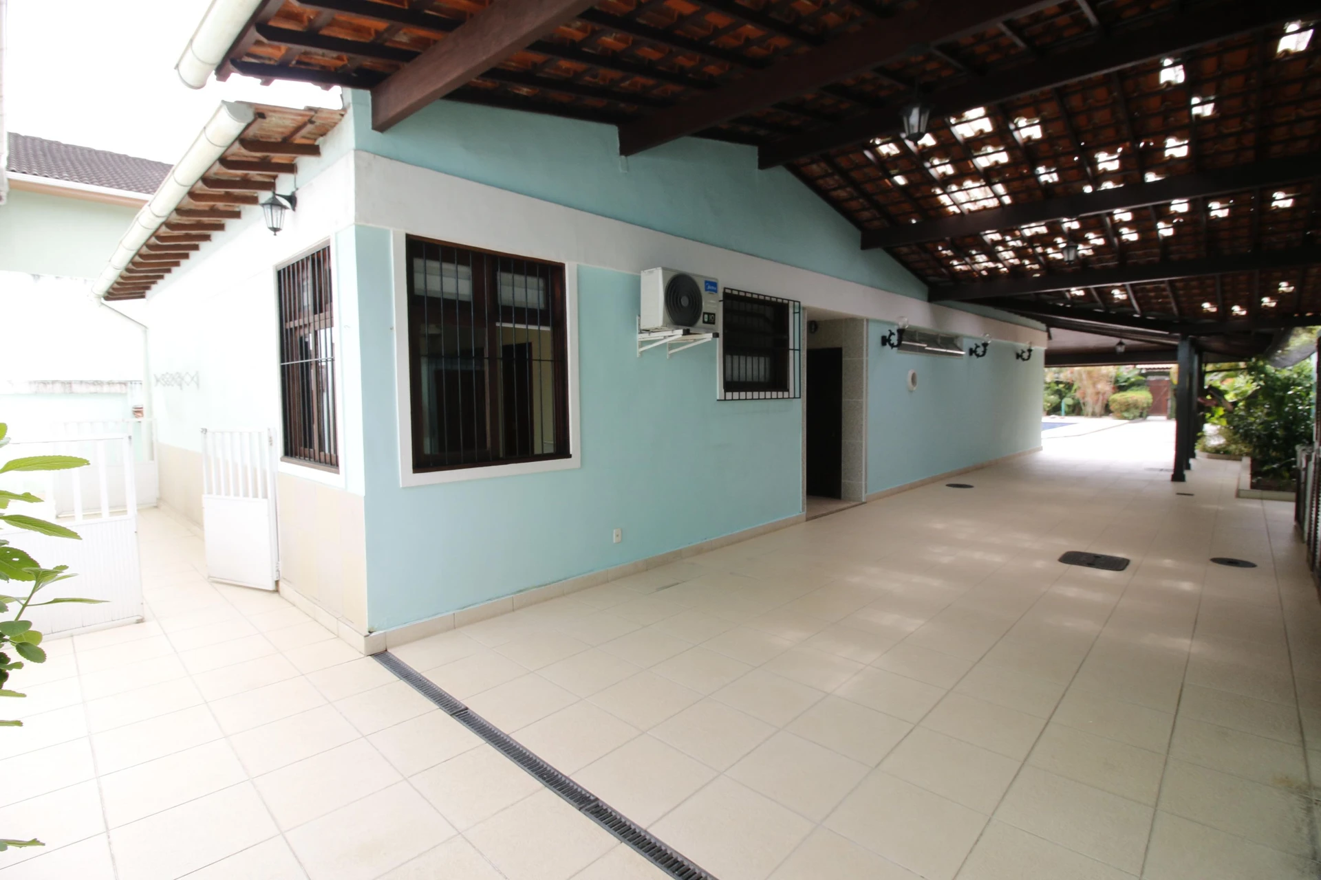 3-bedroom house with a garden — photo 54