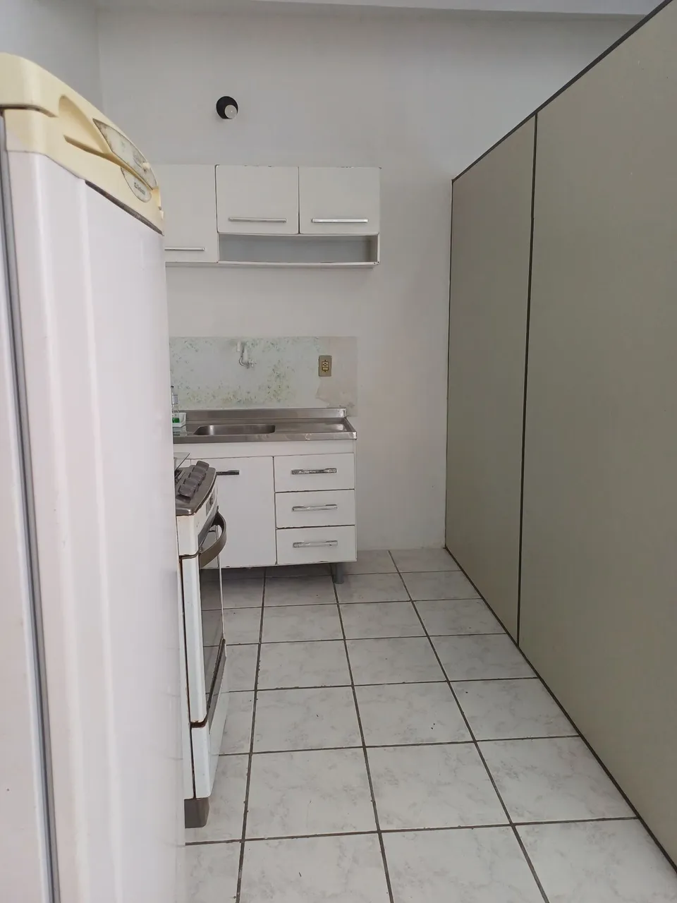 Furnished studio, 25 m² — photo 4