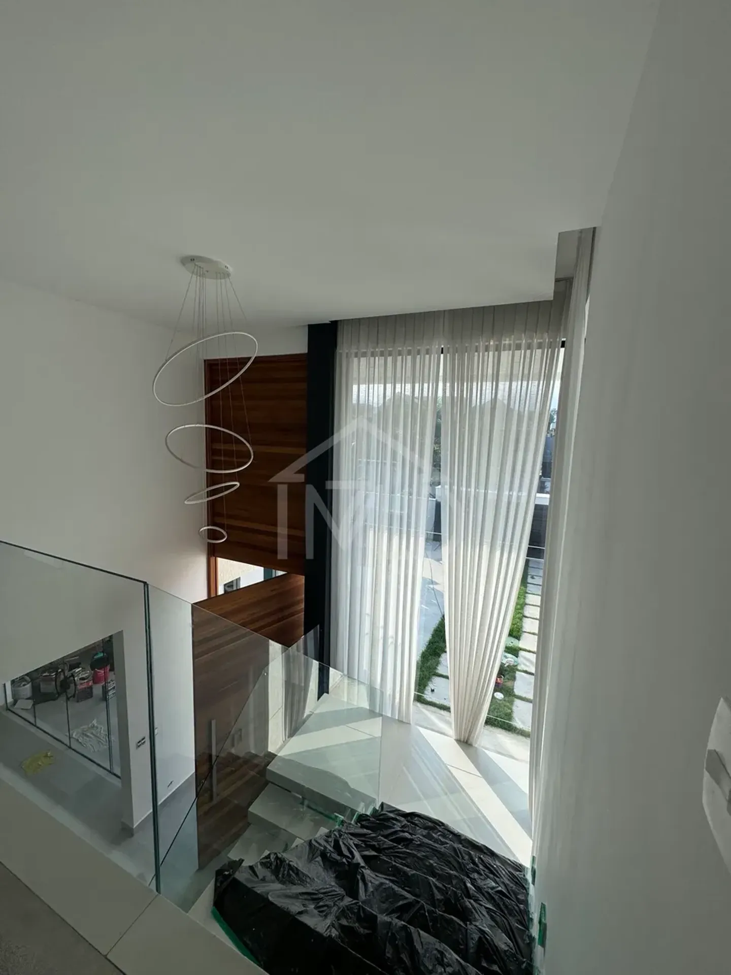 Furnished house with 5 bedrooms and 500 m², 3 parking — photo 23