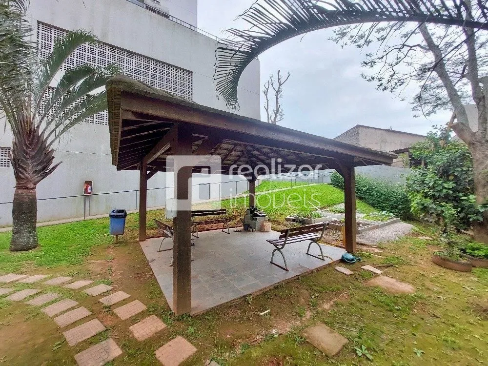 Квартира с 3 спальнями, suite и застеклённым балконом — photo 32