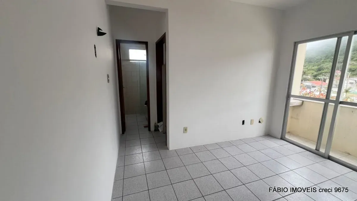 One-bedroom, 35 m² apartment in Florianópolis — photo 12
