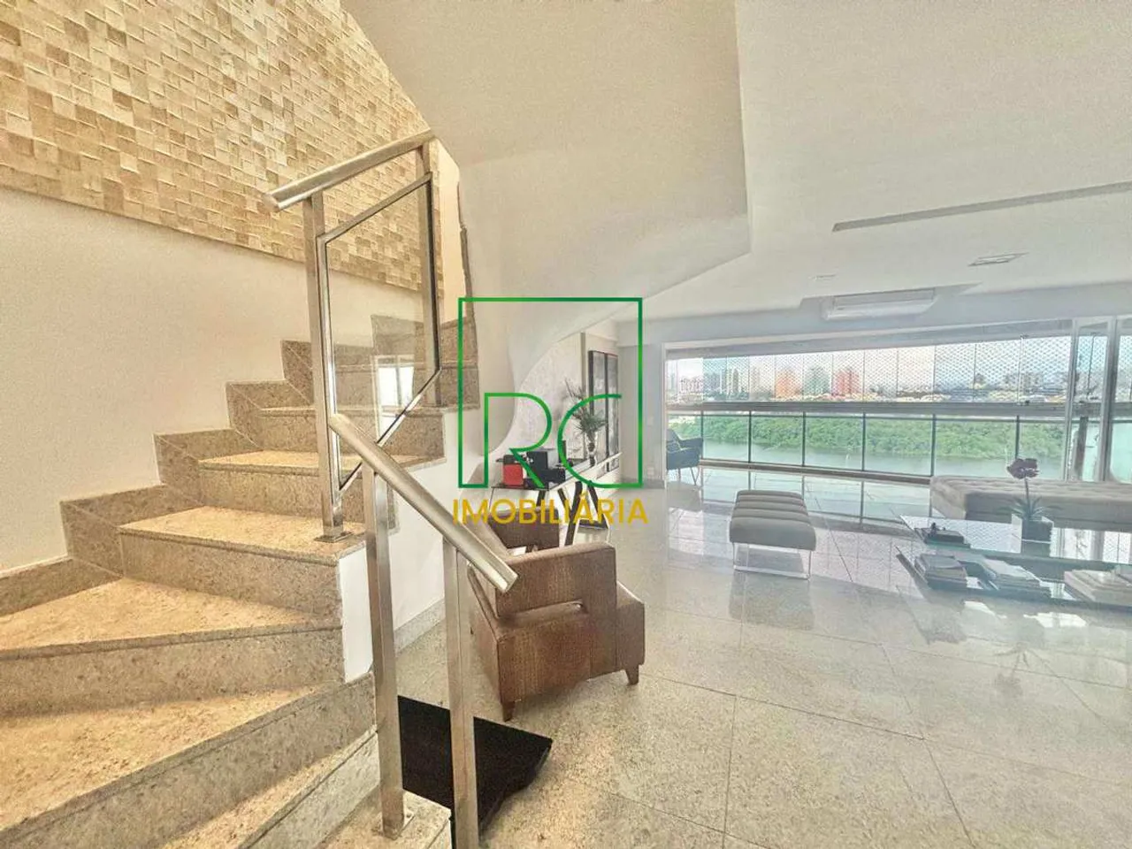 Apartamento com 4 quartos e varanda ampla — photo 3
