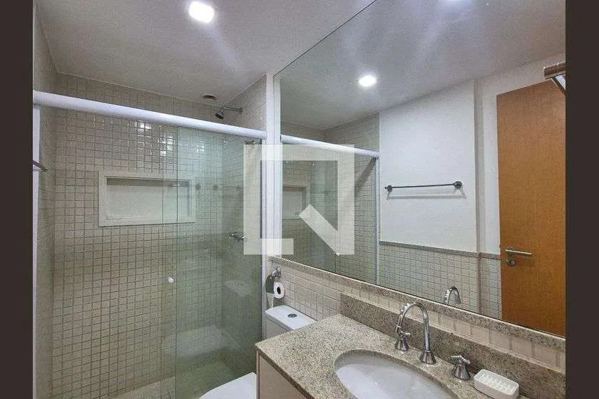 80 m² apartment with a pool in the building — photo 22
