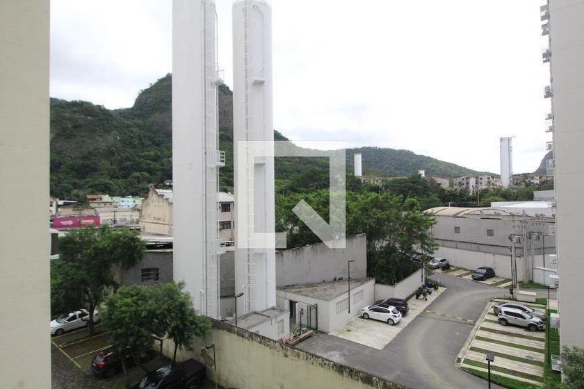60 m² apartment with a home office and a mountain view — photo 5