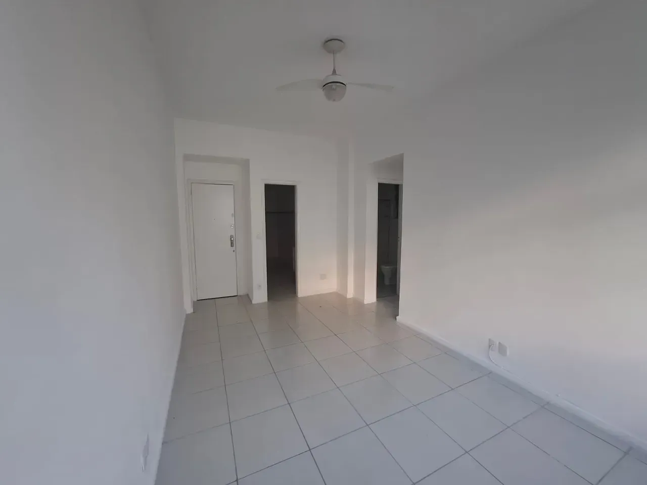 Apartamento com 1 quarto e cozinha fechada — photo 10