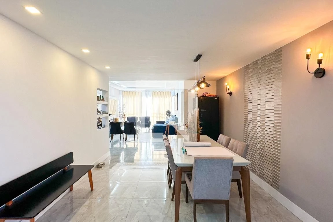 Furnished apartment, 144 m², with a walk-in closet — photo 18