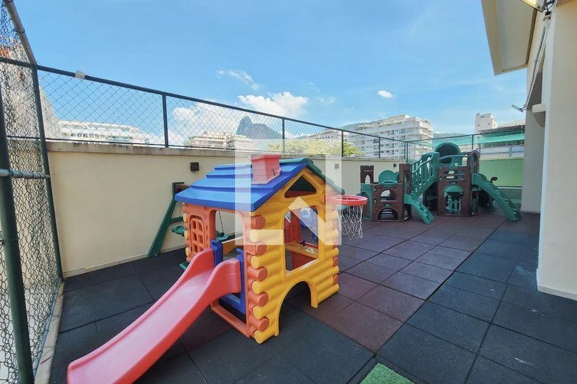 3-bedroom apartment with balcony and 2 parking spots — photo 50