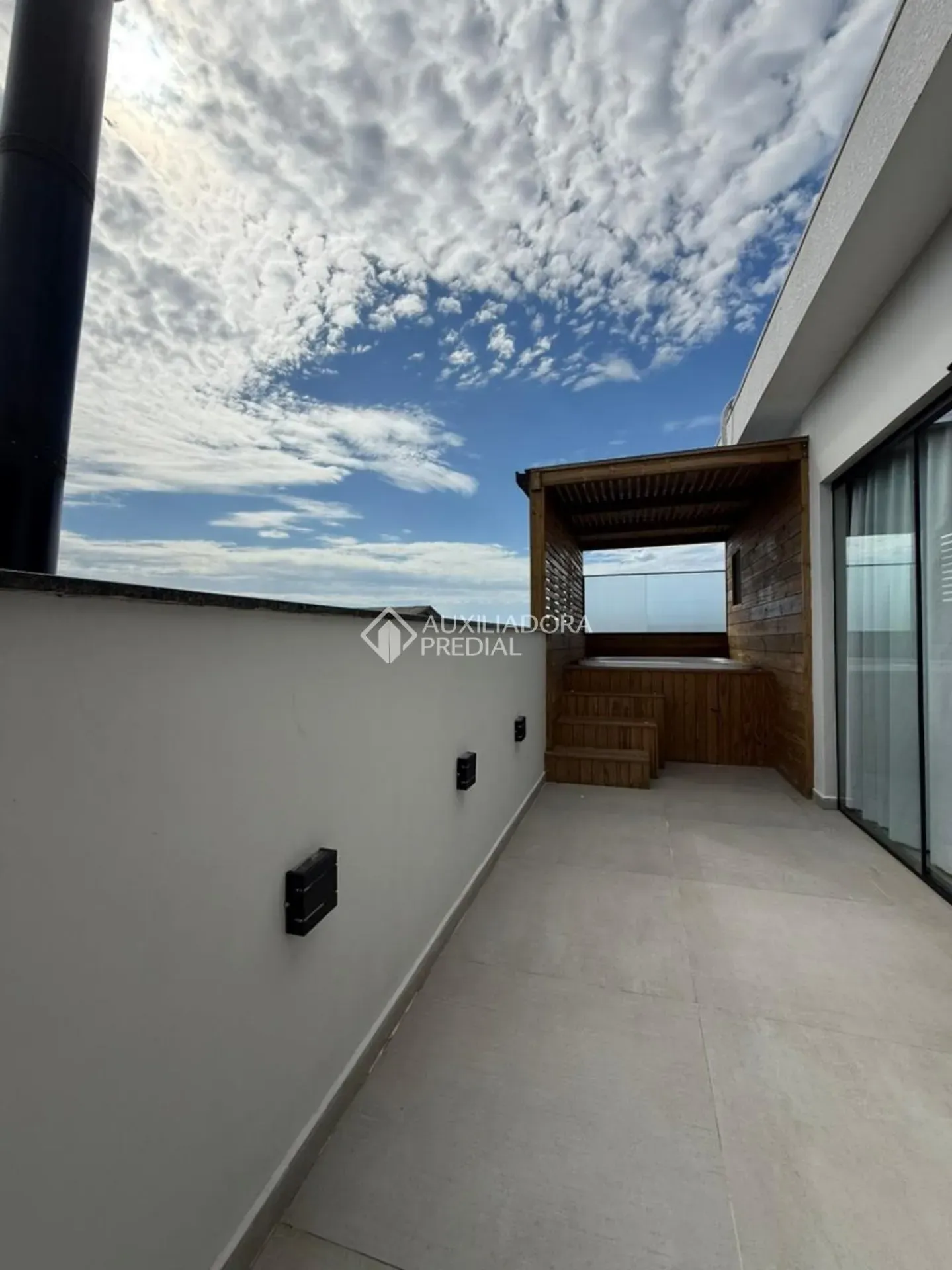 Apartamento amueblado de 1 dormitorio con baño en suite — photo 20