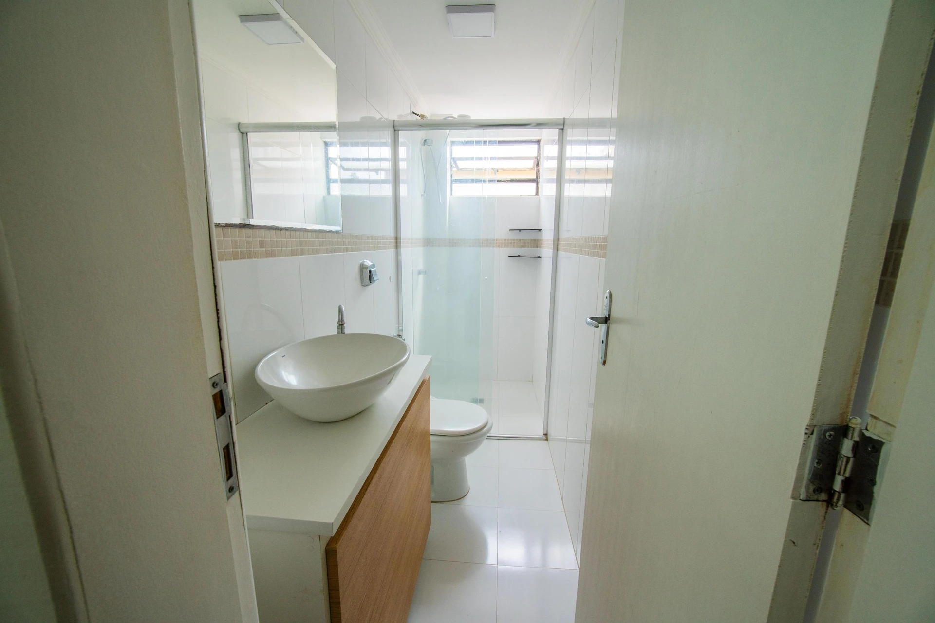 2-bedroom apartment with a washing machine in Curitiba — photo 20