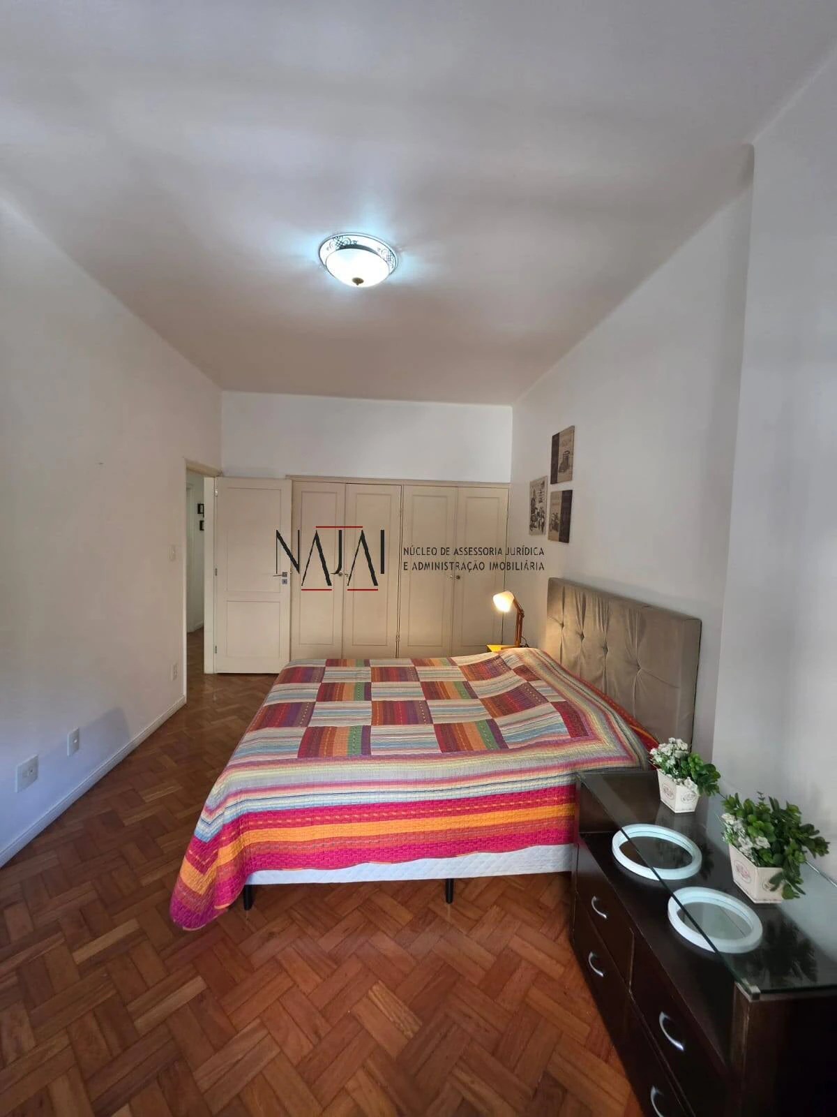 Furnished 3-bedroom apartment with 130 m² — photo 19