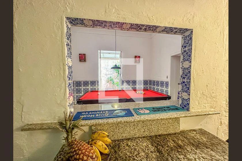 Casa com 4 quartos, jardim privativo e 300 m² — photo 38