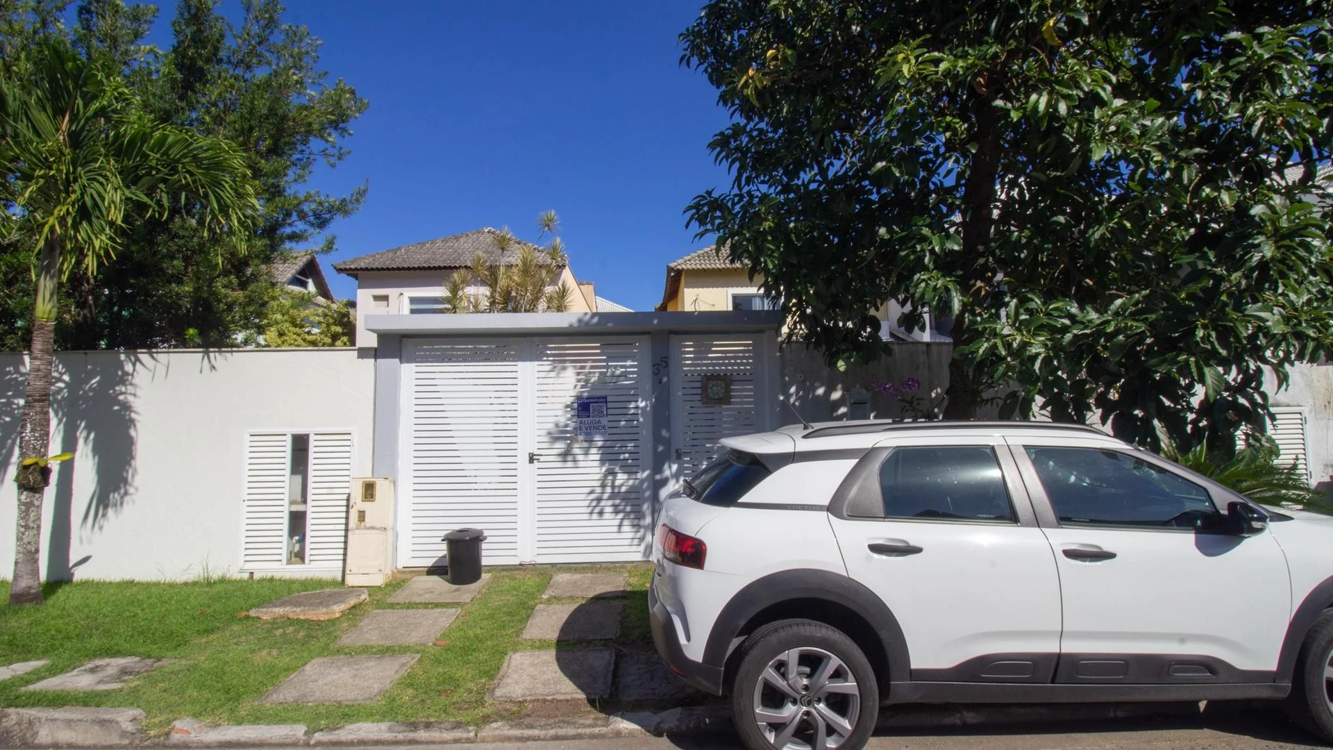 Furnished house with 4 bedrooms and private garden — photo 50