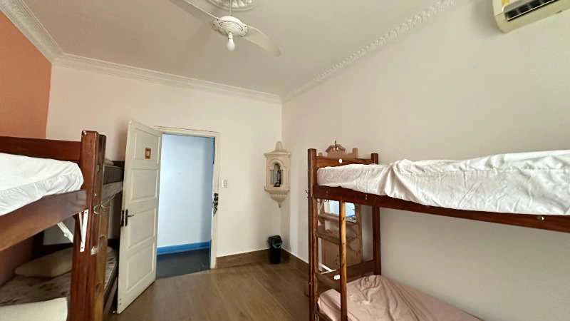 Furnished apartment with 11 bedrooms and 5 bathrooms — photo 13