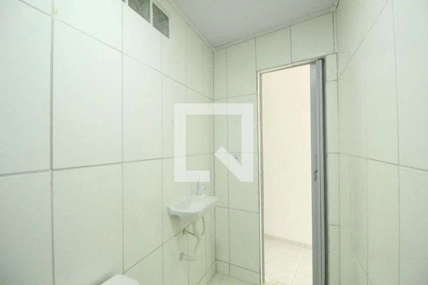 155 m² rental with 2 bedrooms and private garden — photo 2