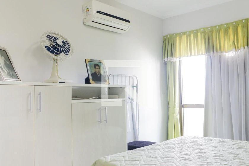 Furnished apartment, 150 m², with a glass-enclosed balcony — photo 6