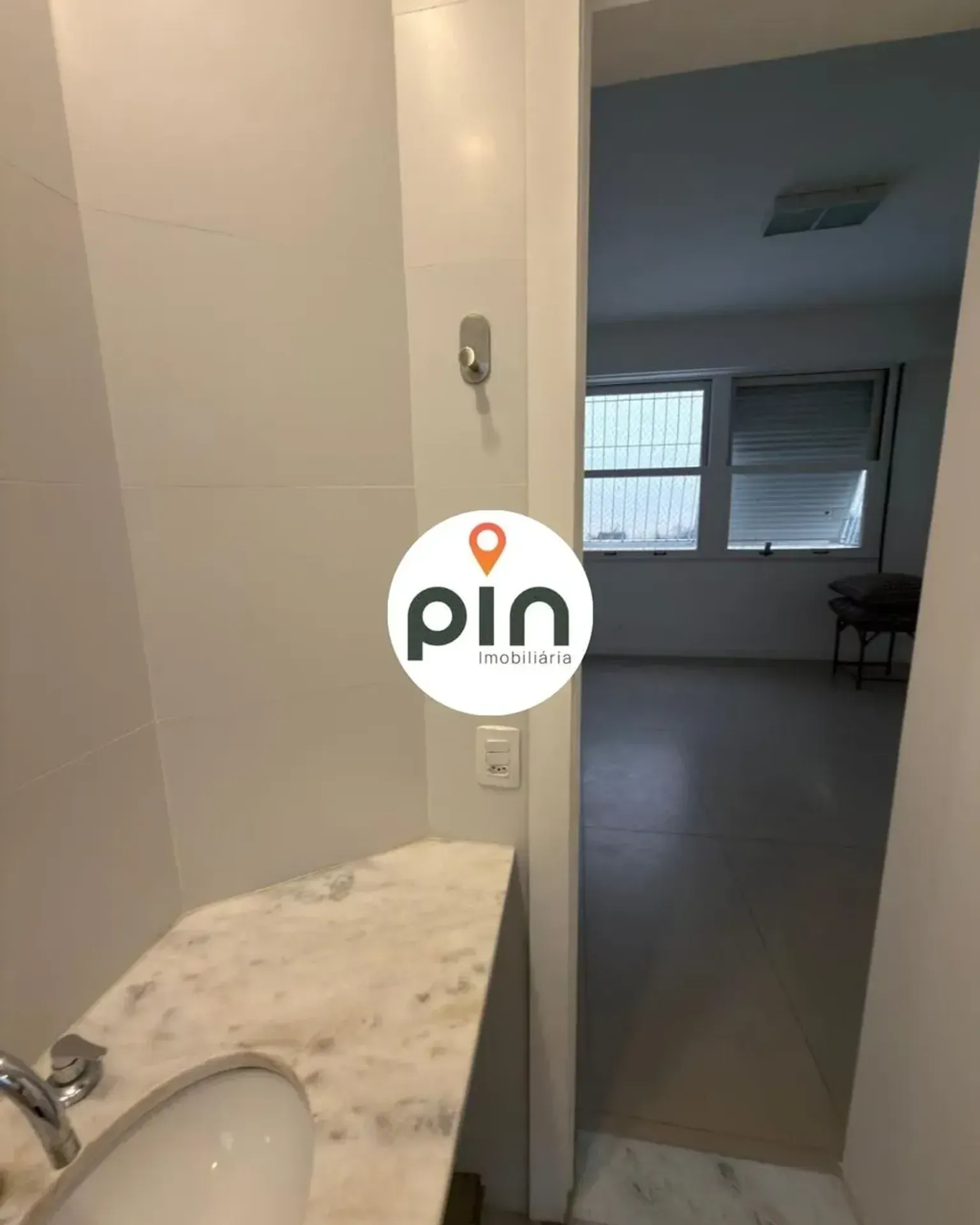 Apartamento para locação com 4 quartos e piso de madeira — photo 18