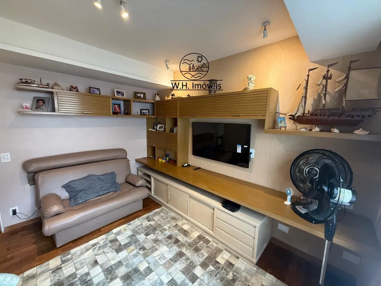 Furnished 240 m² apartment with 4 bedrooms and 2 parking — photo 20