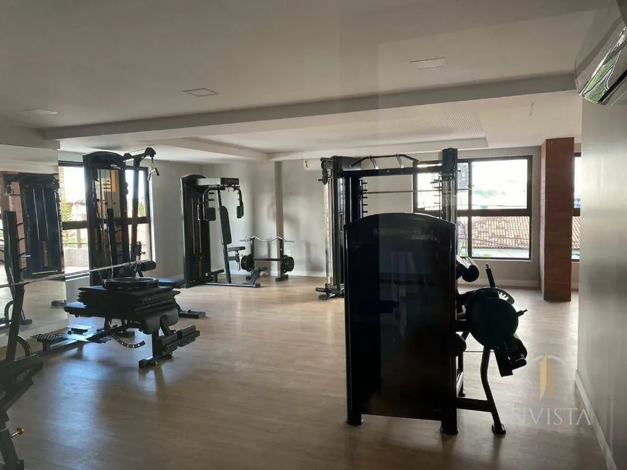 Квартира 80 м² с 2 спальнями и 2 ванными — photo 15