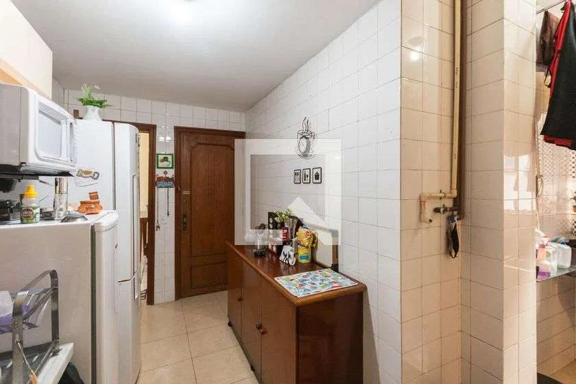 2-bedroom apartment with a mountain view in Rio de Janeiro — photo 30