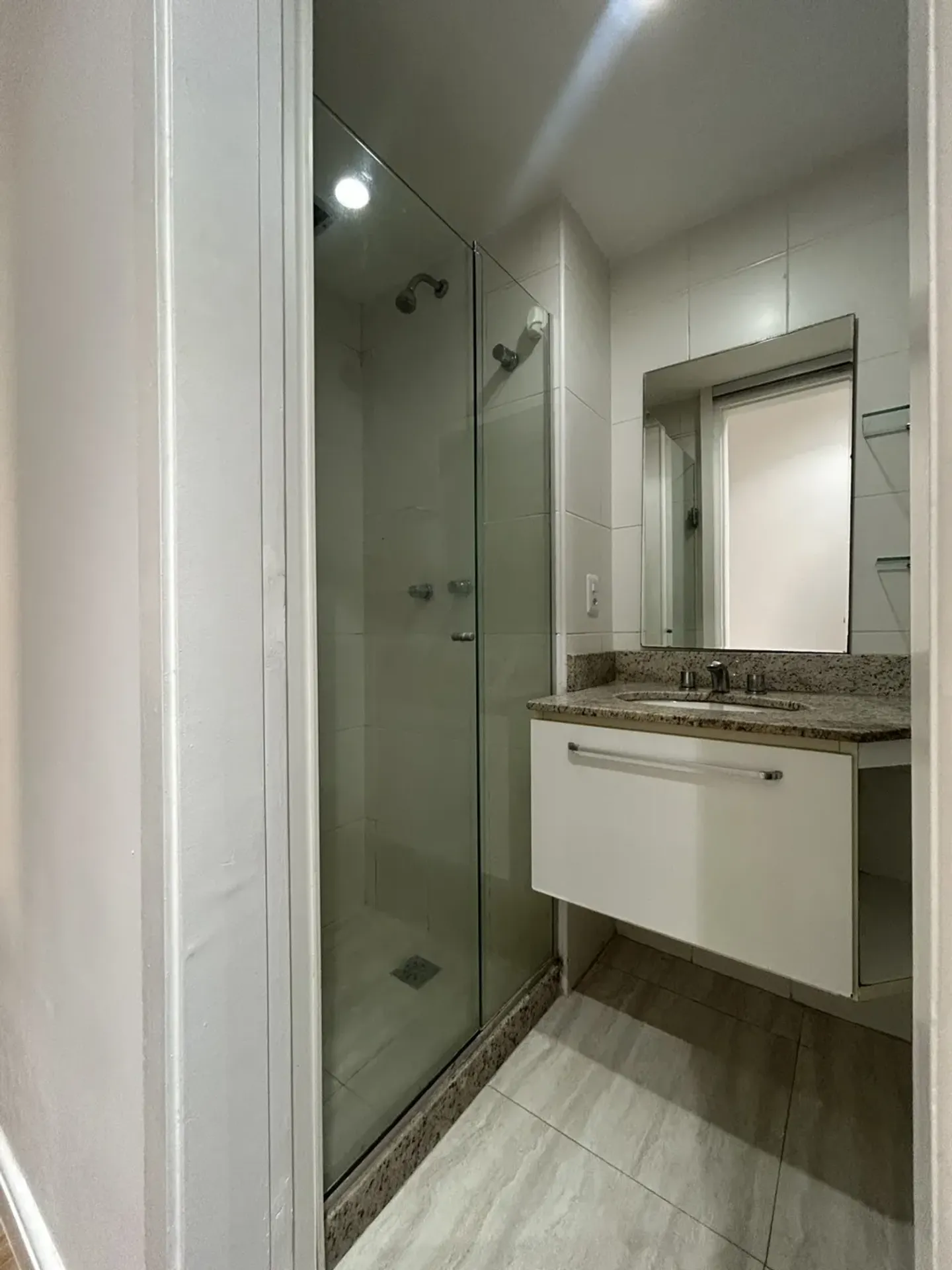 Apartment on the 8th floor with floor-to-ceiling windows — photo 6