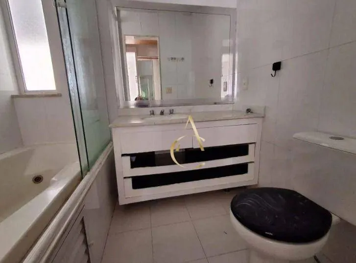 Casa com 3 quartos e varanda em bom estado — photo 22