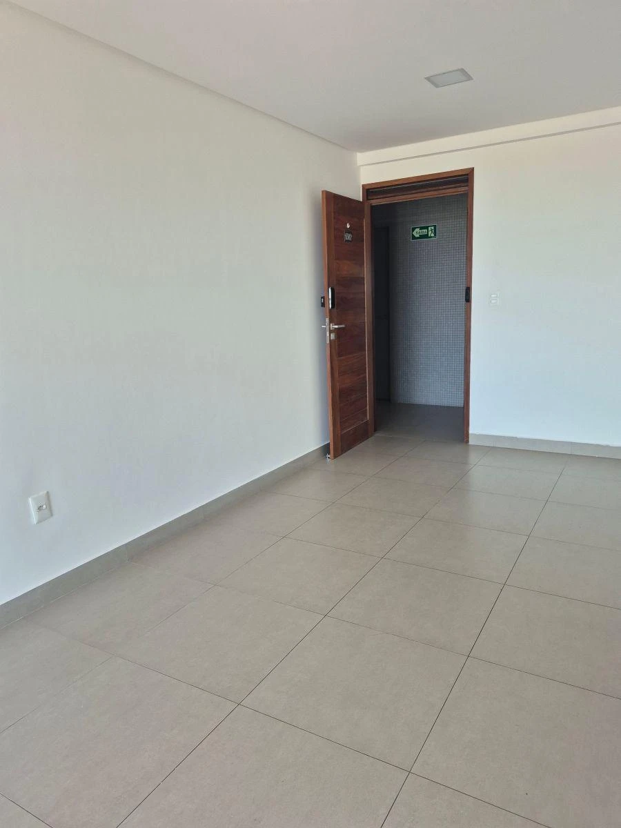 Робоче місце та 2 спальні: квартира 63 м² — photo 9