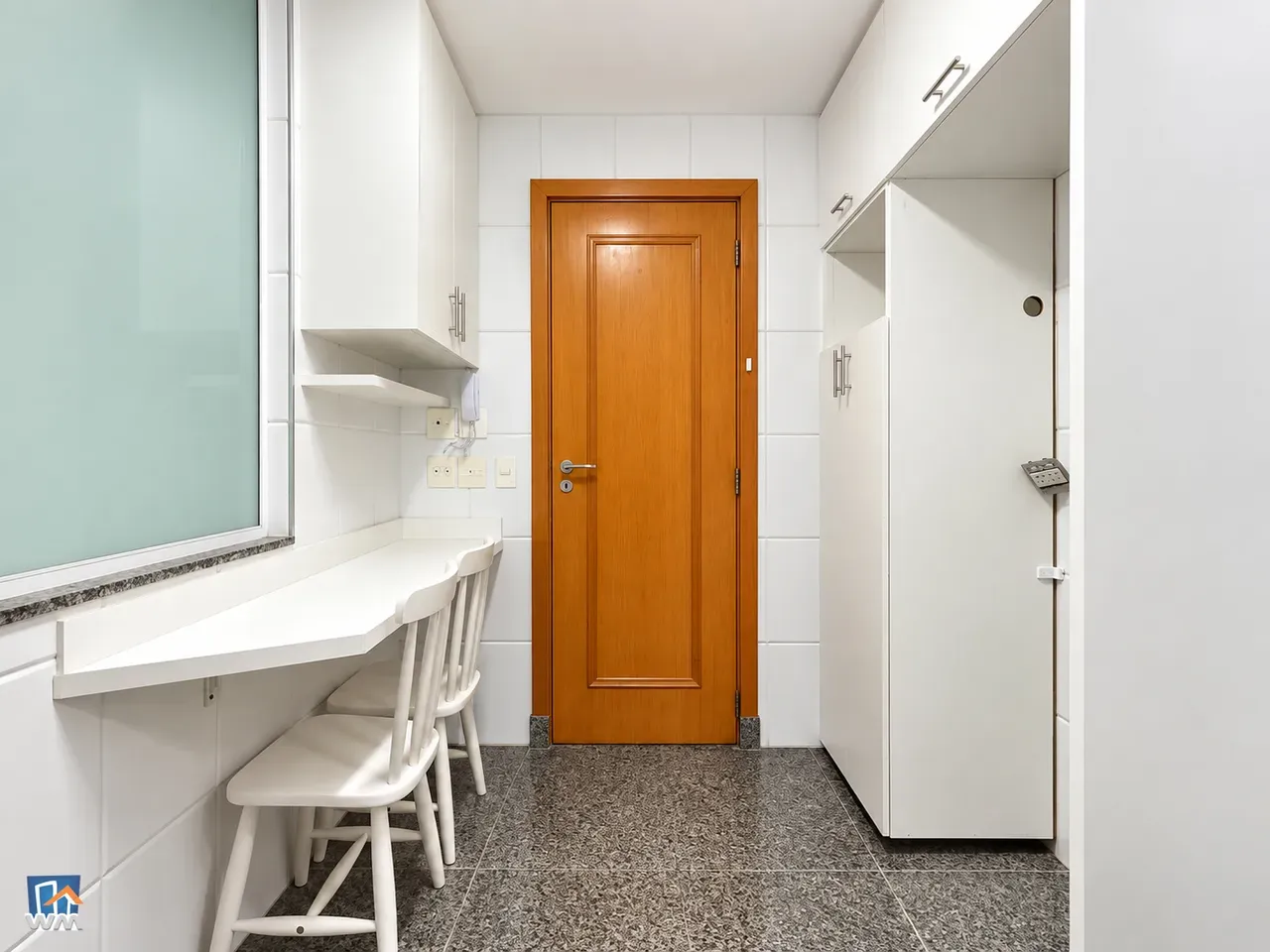 Park view in a 3-bedroom apartment, 120 m² — photo 19