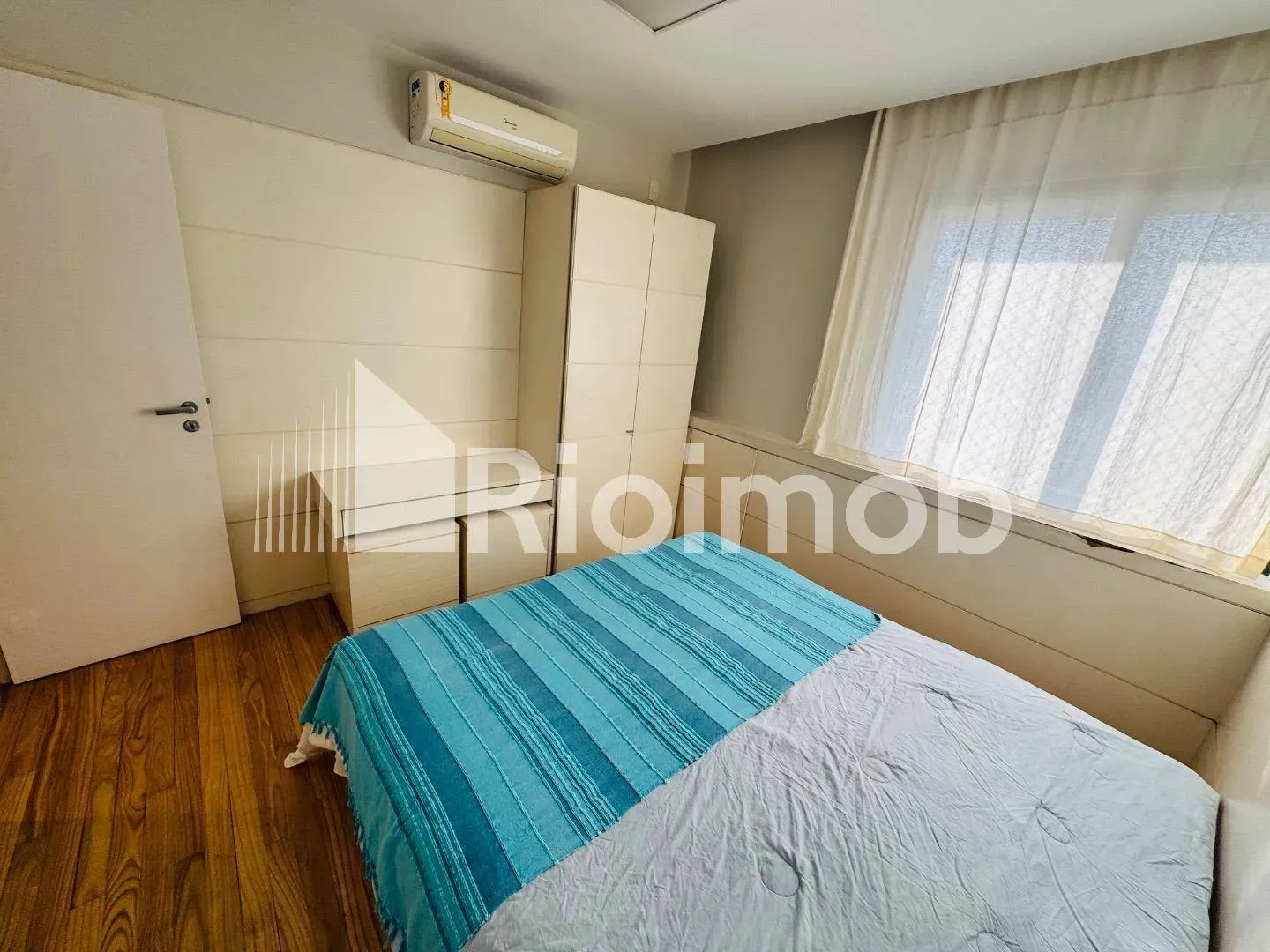 Unfurnished apartment with 5 bedrooms and 5 bathrooms — photo 22