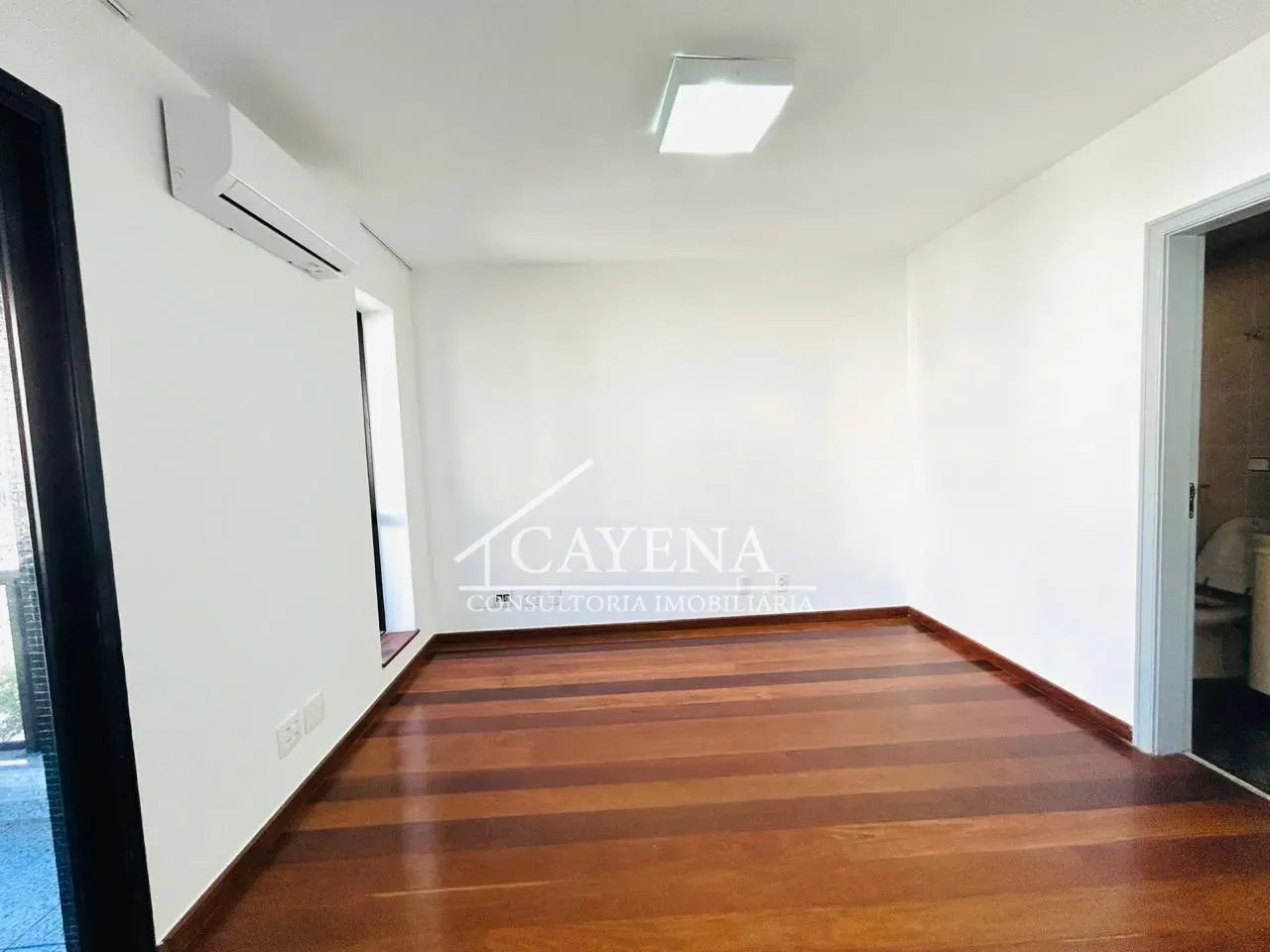 Apartment with 247 m², 3 bedrooms and 4 bathrooms — photo 30