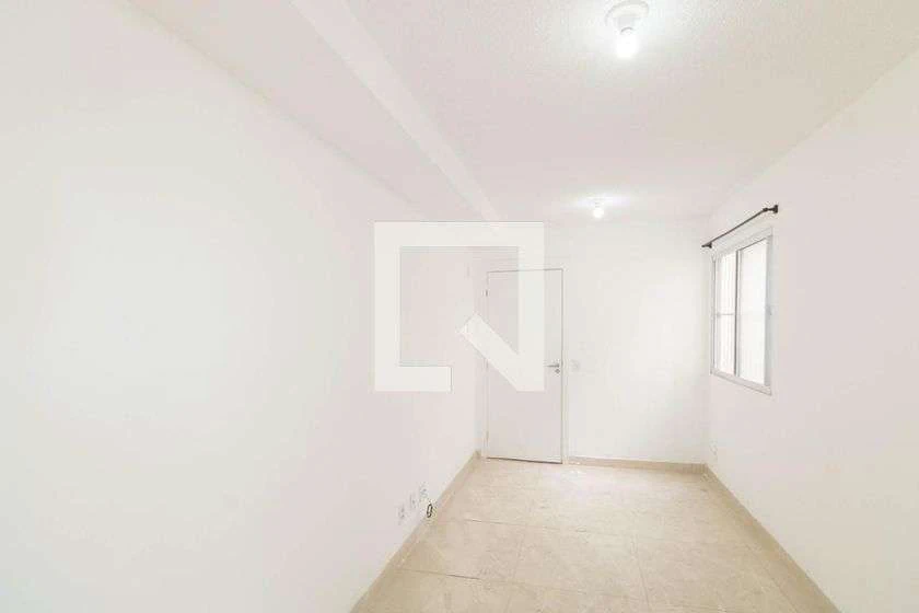 Apartamento de 49 m² com box de vidro no banheiro — photo 4
