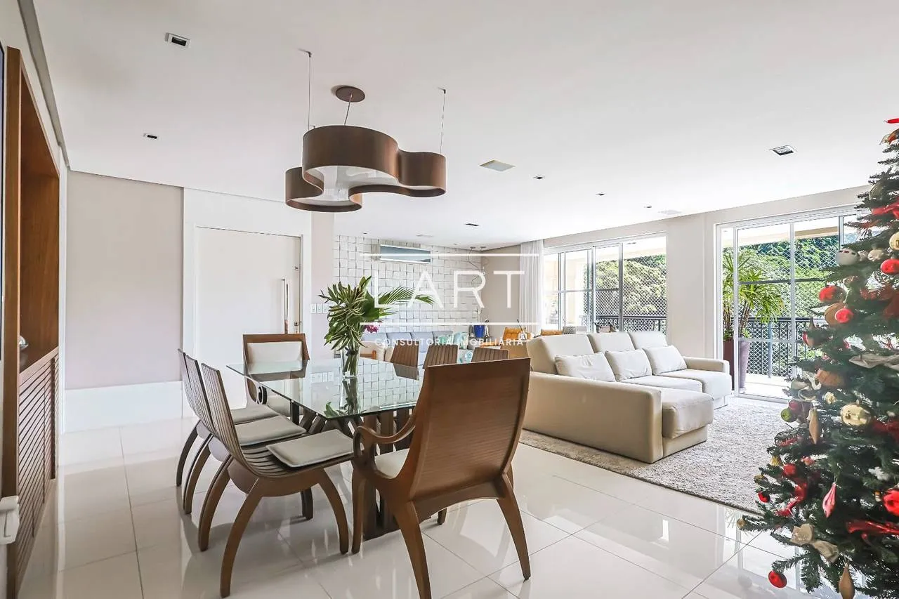 Furnished 4-bedroom apartment with open-plan kitchen — photo 13