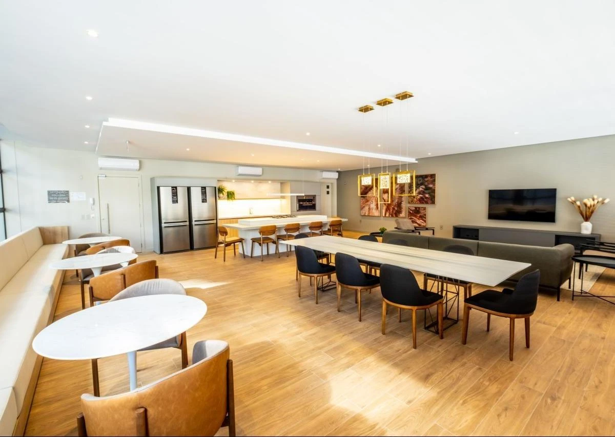 74 m² apartment with a grill on the balcony and a water view — photo 3