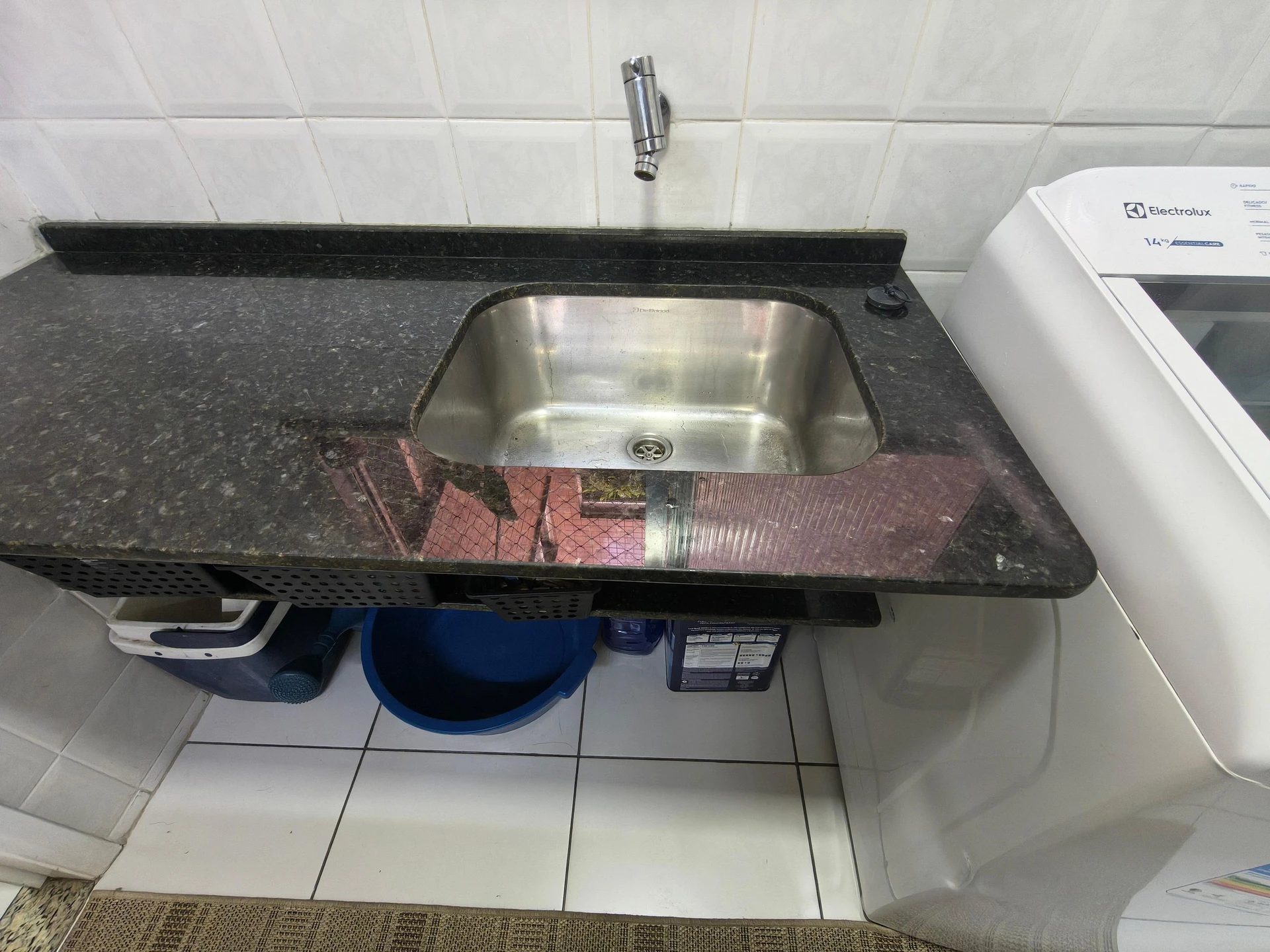 Apartamento amueblado con 3 dormitorios y balcón — photo 11