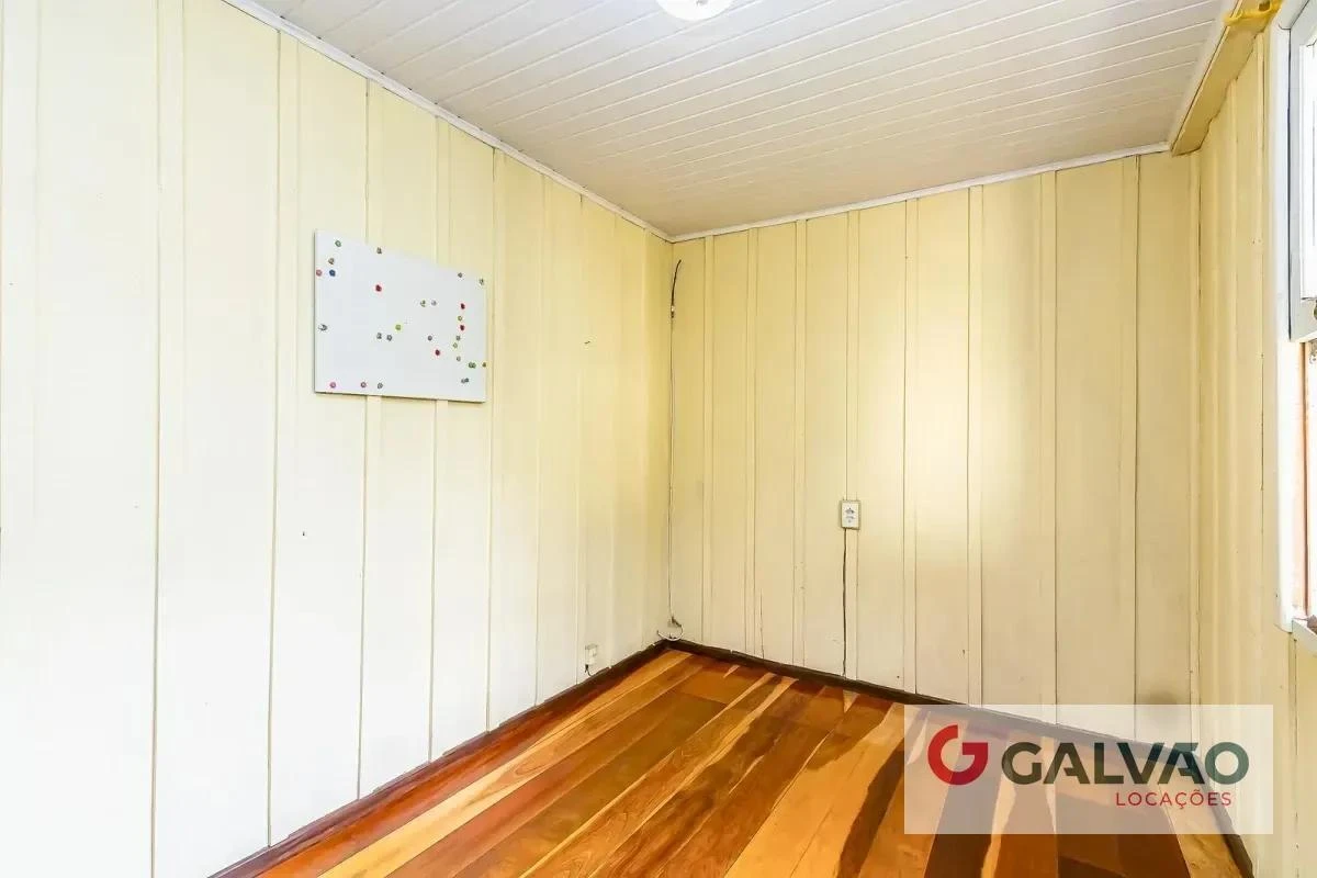 House with a separate kitchen and 5 bedrooms, 224 m² — photo 17