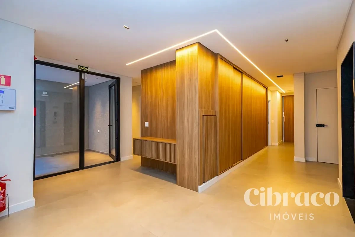 Furnished apartment, 31 m², with a glass-enclosed balcony — photo 14