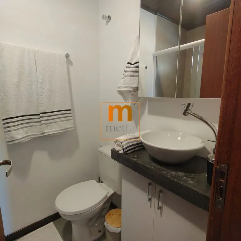 Меблированный дом с 2 спальнями, 3 ванными и 400 м² — photo 29
