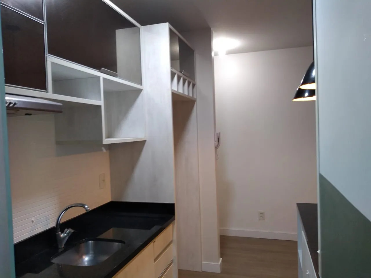 Apartment, 105 m², with wood or laminate floors — photo 9