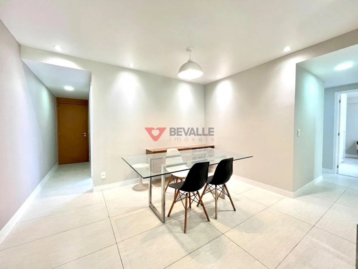 3-bedroom apartment with a home office — photo 18