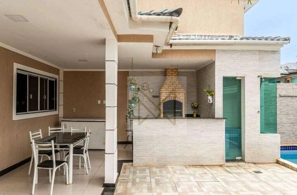 Furnished house with 4 en-suite bedrooms — photo 23